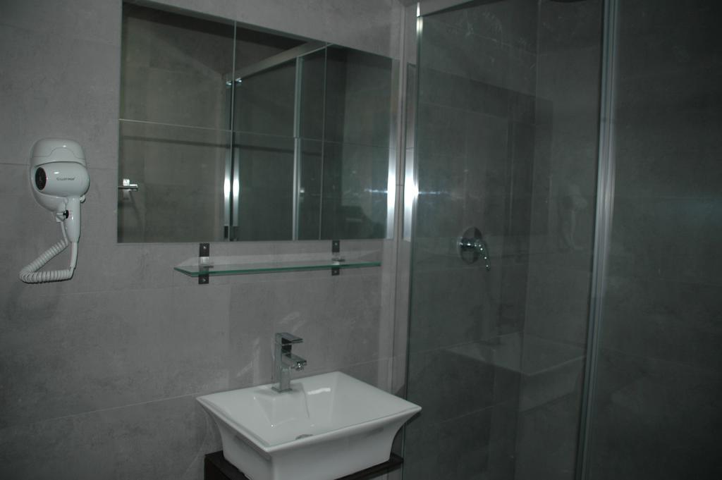 Hostal Vintage Santander Bagian luar foto